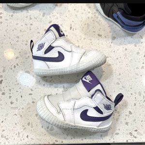 Used jordan 1 infant booties size 3C
